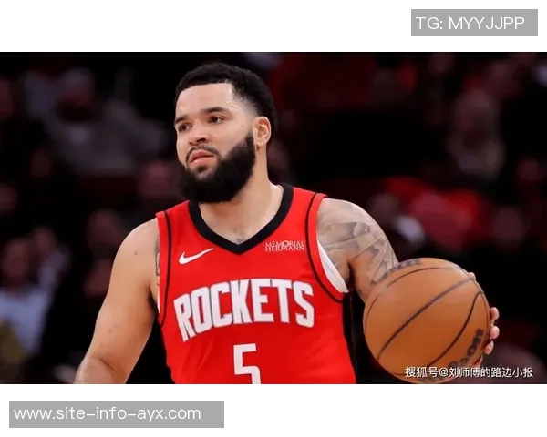 火箭队未完全排除范弗里特本赛季复出争冠可能性 火箭队未完全排除范弗里特本赛季复出争冠可能性